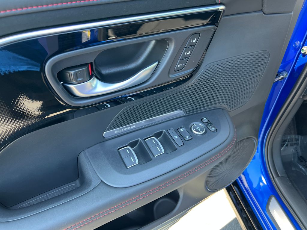 Thumbnail: 2025 Acura ADX - 12