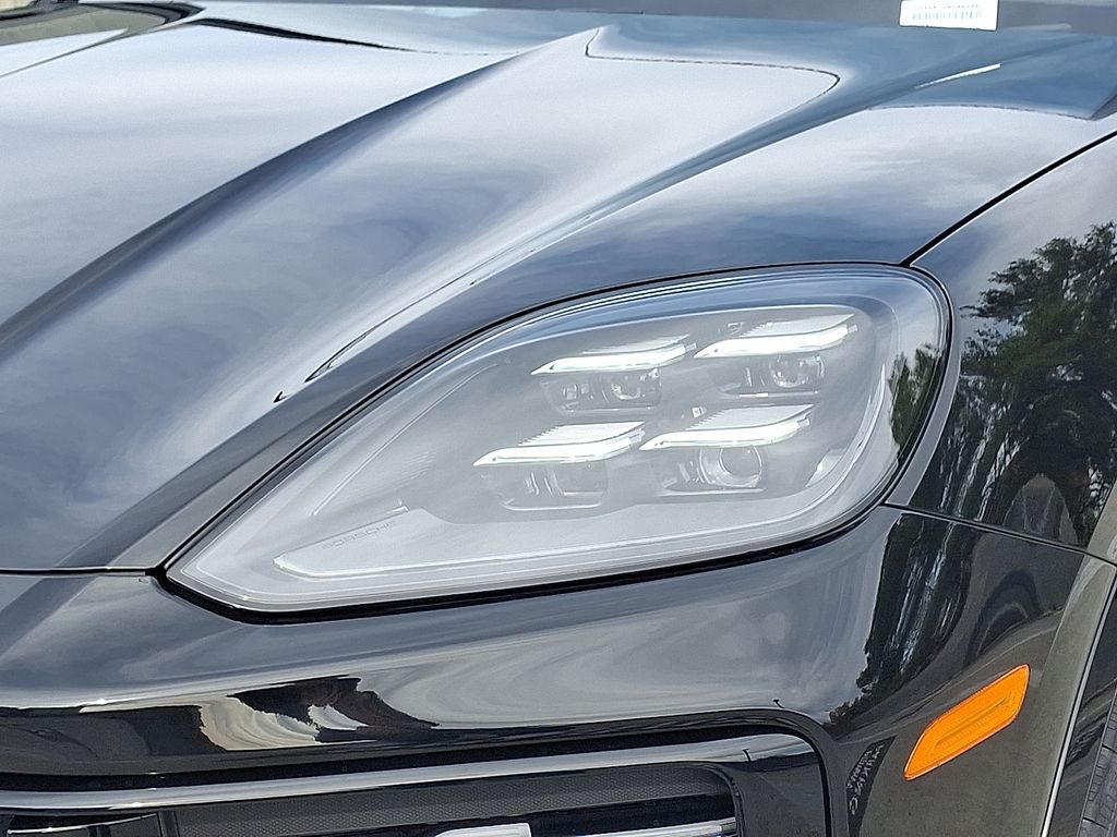 Thumbnail: 2026 Porsche Cayenne - 12