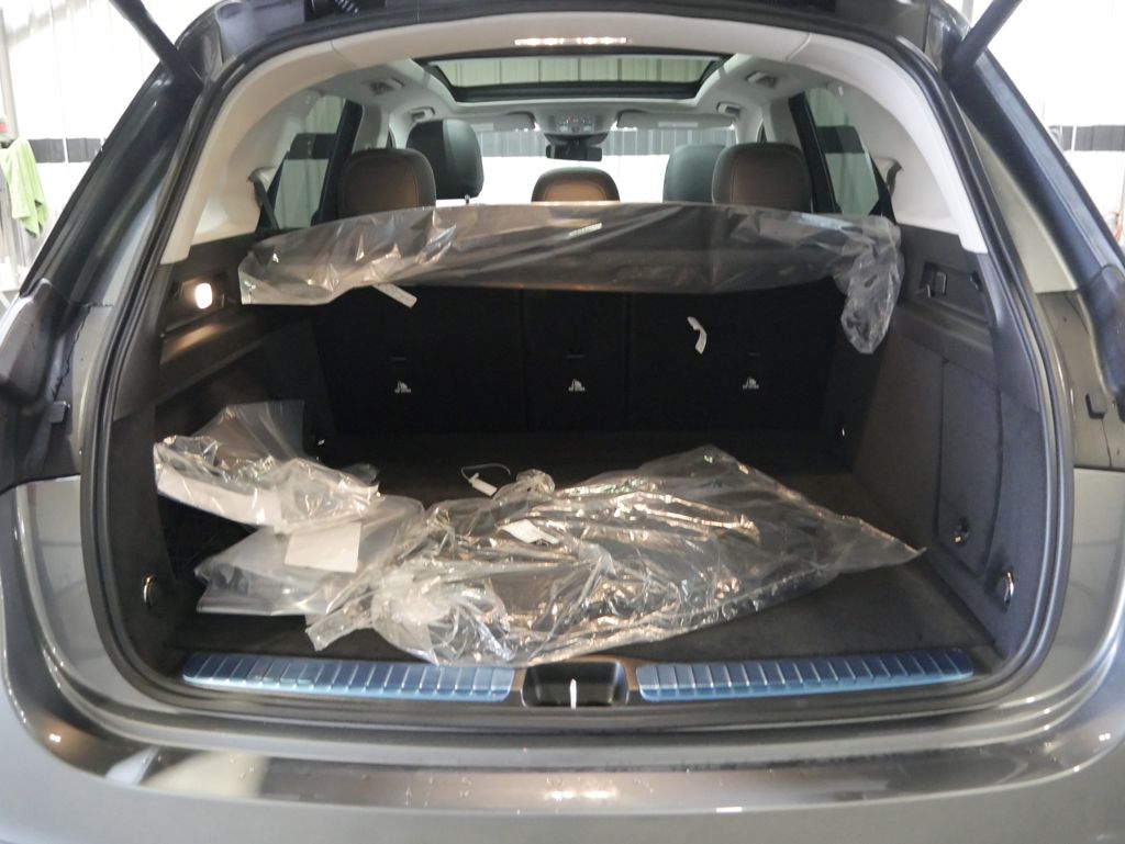 Thumbnail: 2026 Mercedes-Benz GLE - 25