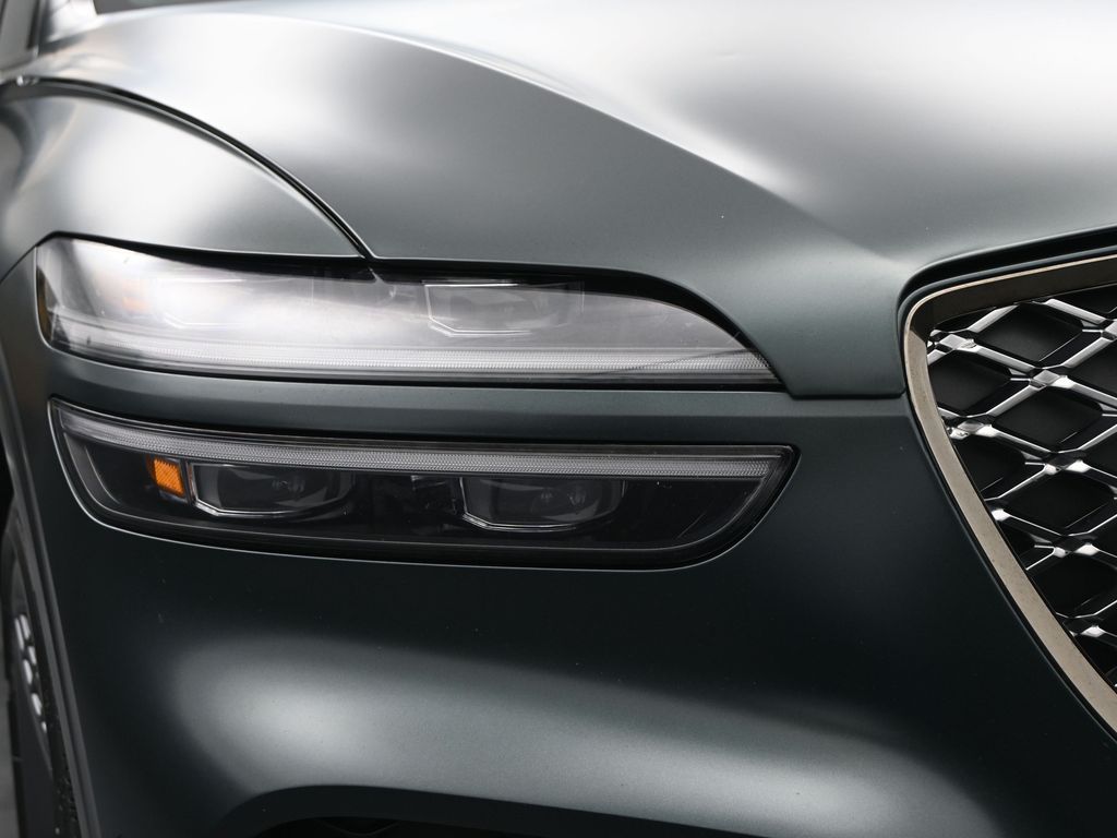 2022 Genesis GV70 2.5T Standard