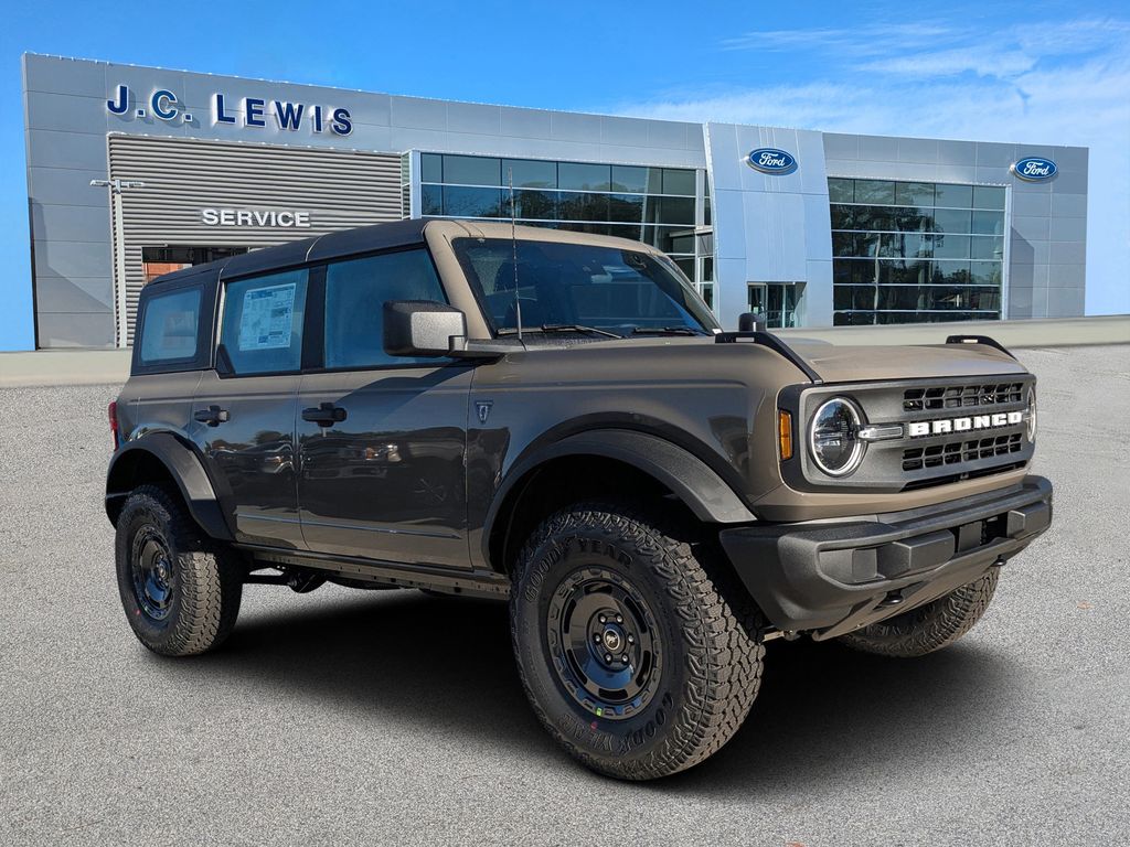2025 Ford Bronco 