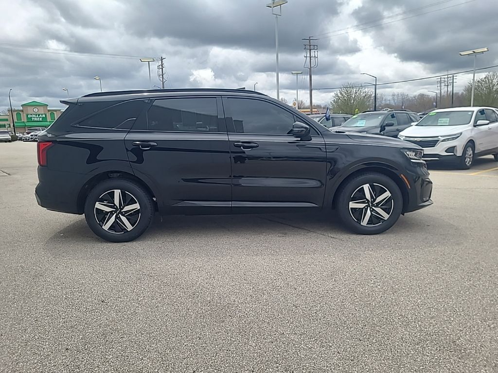 used 2022 Kia Sorento car, priced at $25,941