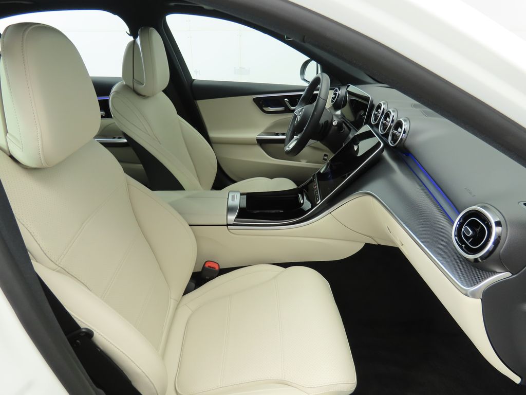 Thumbnail: 2025 Mercedes-Benz C-Class - 18