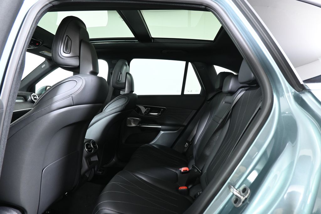 Thumbnail: 2026 Mercedes-Benz GLC - 27