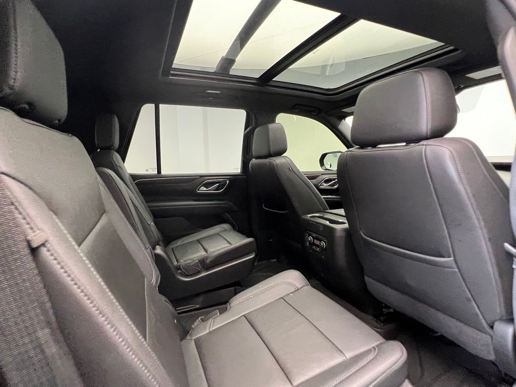 Thumbnail: 2022 Chevrolet Tahoe - 9