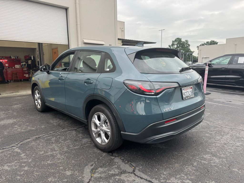 Used 2023 Gray Honda LX image 4