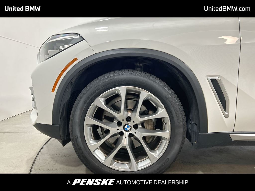 Thumbnail: 2021 BMW X5 - 10