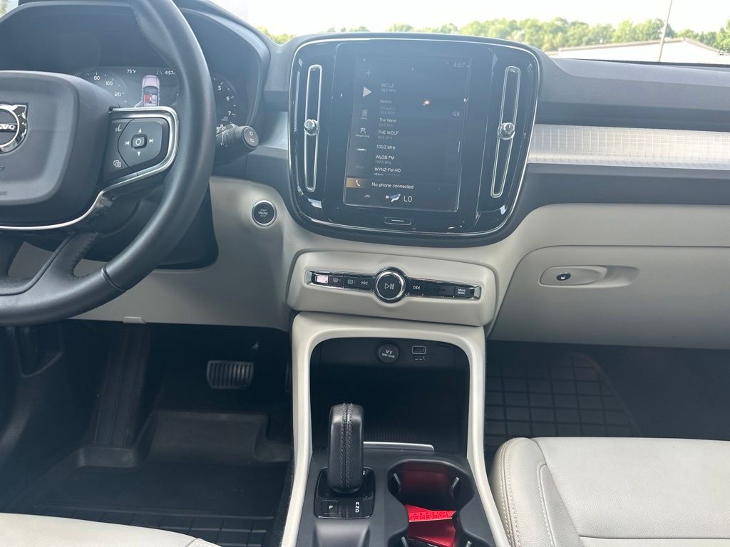 Used 2019 Volvo XC40 SUV