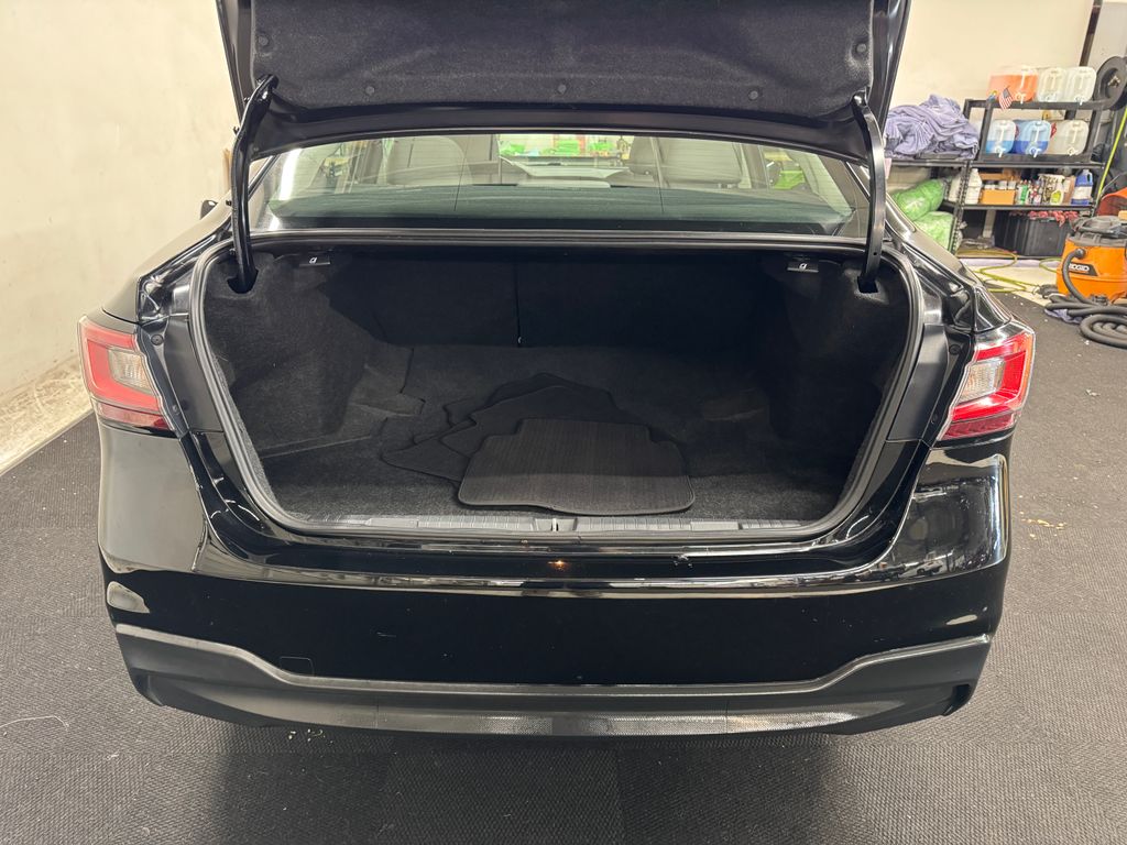 2022 Subaru Legacy Premium