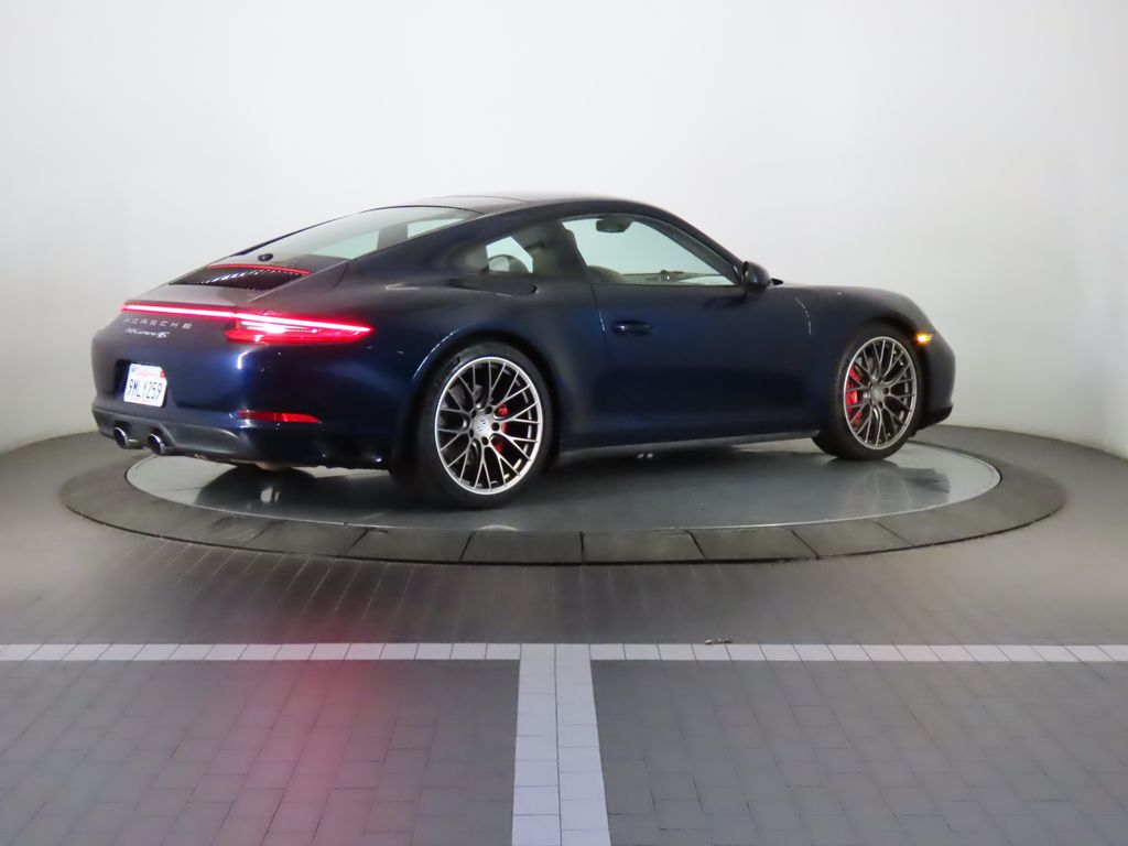 Thumbnail: 2017 Porsche 911 - 7