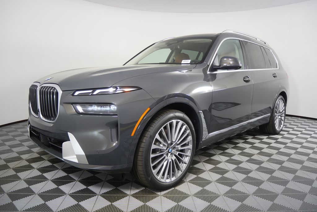 Thumbnail: 2026 BMW X7 - 7