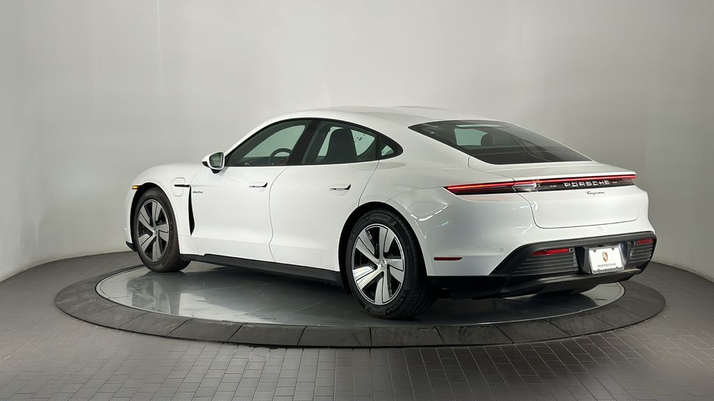 Thumbnail: 2025 Porsche Taycan - 3