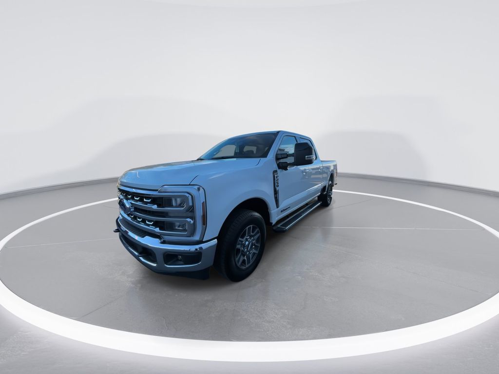 New 2026 Star White Metallic Tri-Coat Ford F-250® Lariat® image 4