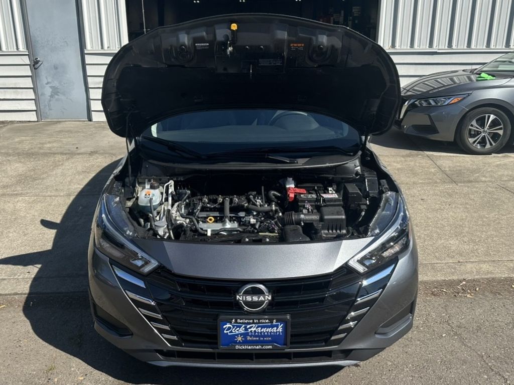 2025 Nissan Versa 1.6 SV