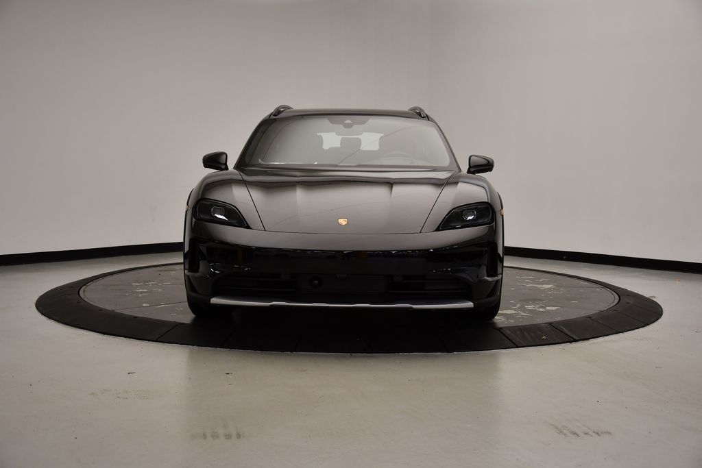 Thumbnail: 2025 Porsche Taycan - 10