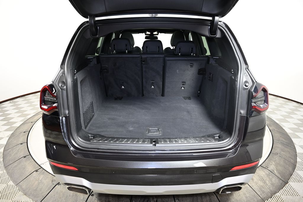 Thumbnail: 2024 BMW X3 - 10