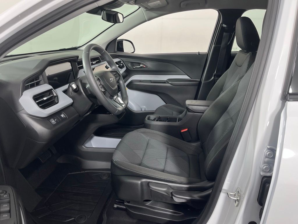 Thumbnail: 2027 Chevrolet Bolt EV - 21