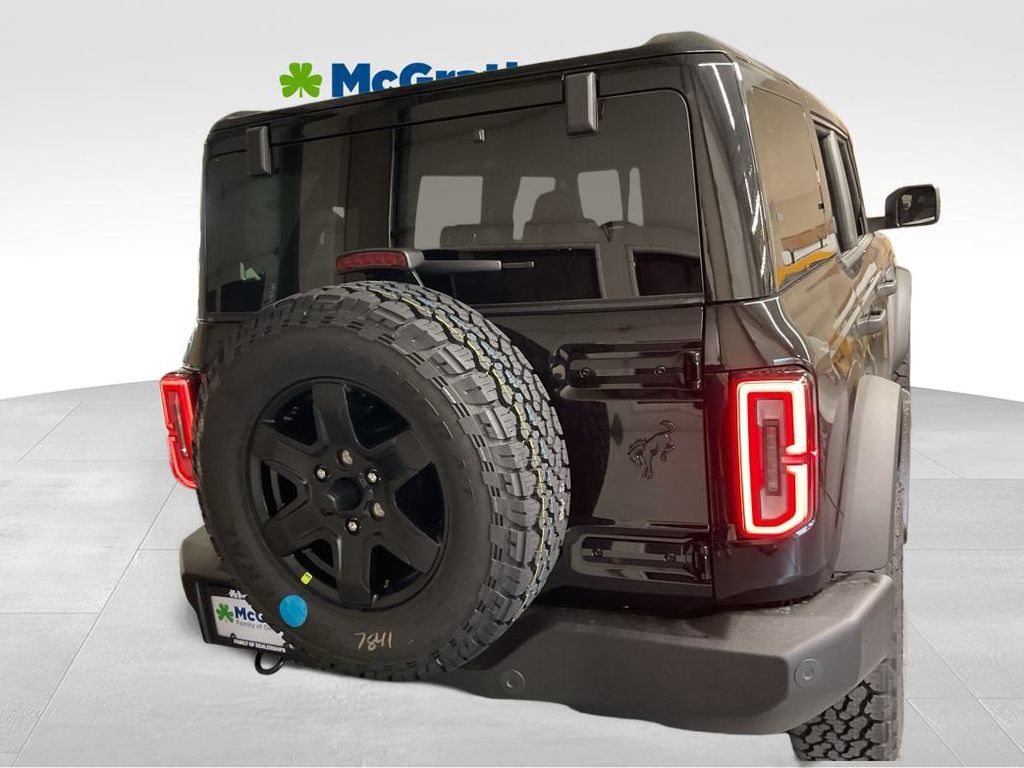 New 2025 Black Ford Outer Banks image 5