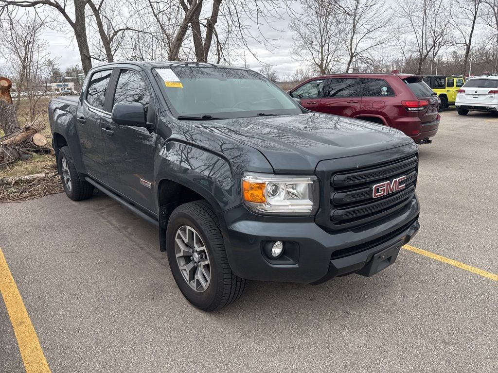 View vehicle photo 3