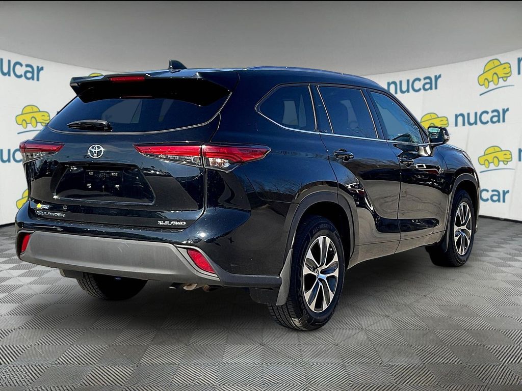 2021 Toyota Highlander — photo 6