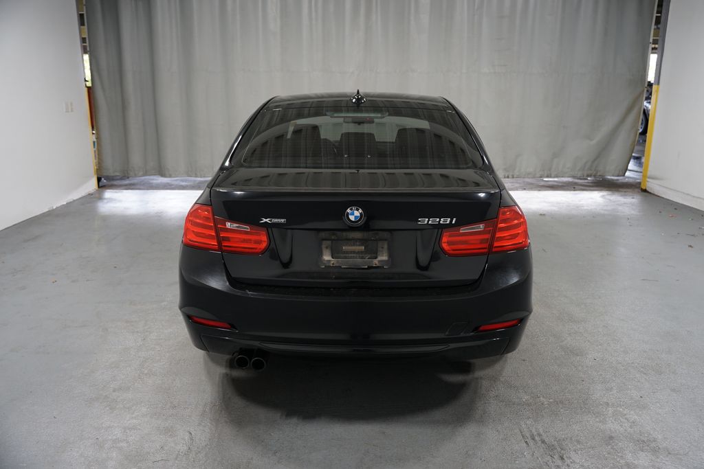 2013 BMW 3 Series 328i xDrive 5