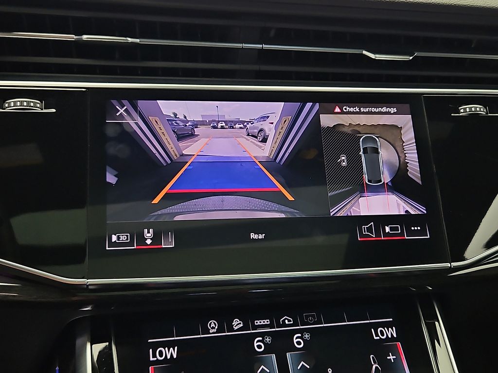 Thumbnail: 2021 Audi Q8 - 20