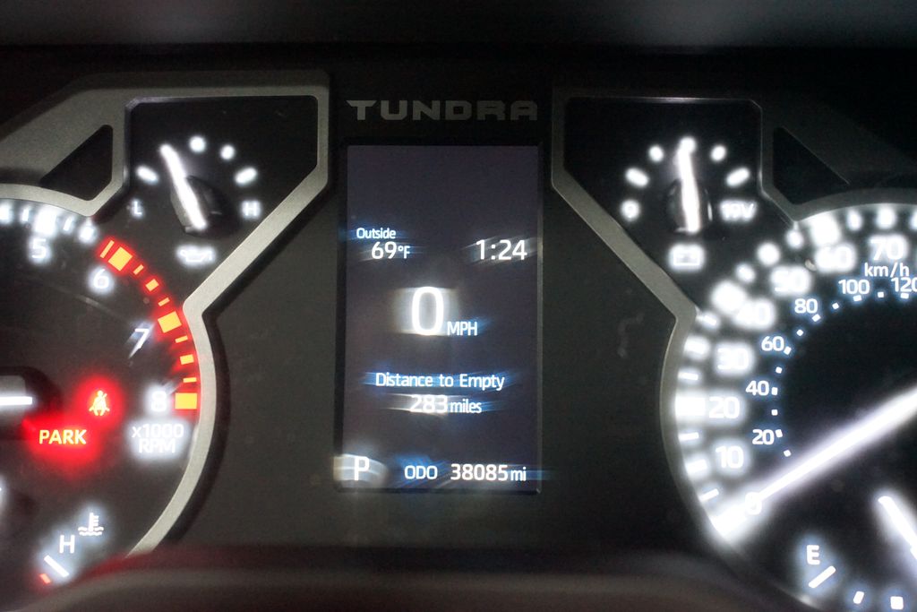 Thumbnail: 2022 Toyota Tundra - 18