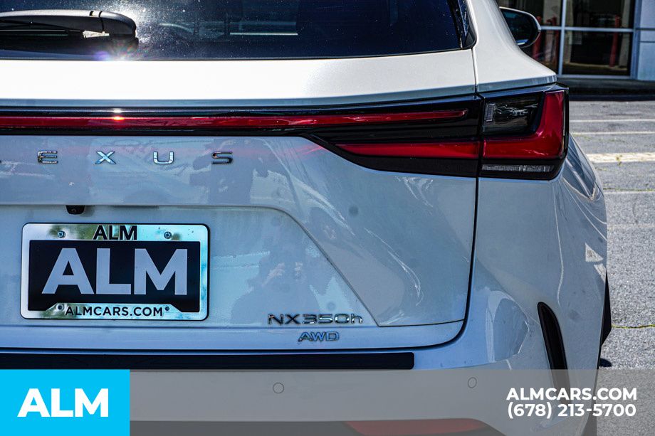 2024 Lexus NX Hybrid 350h - Photo 13