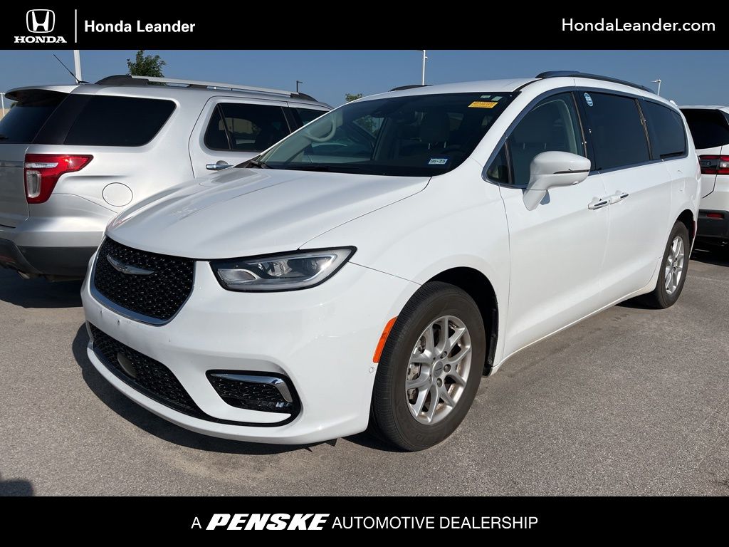 2021 Chrysler Pacifica Touring L -
                Leander, TX