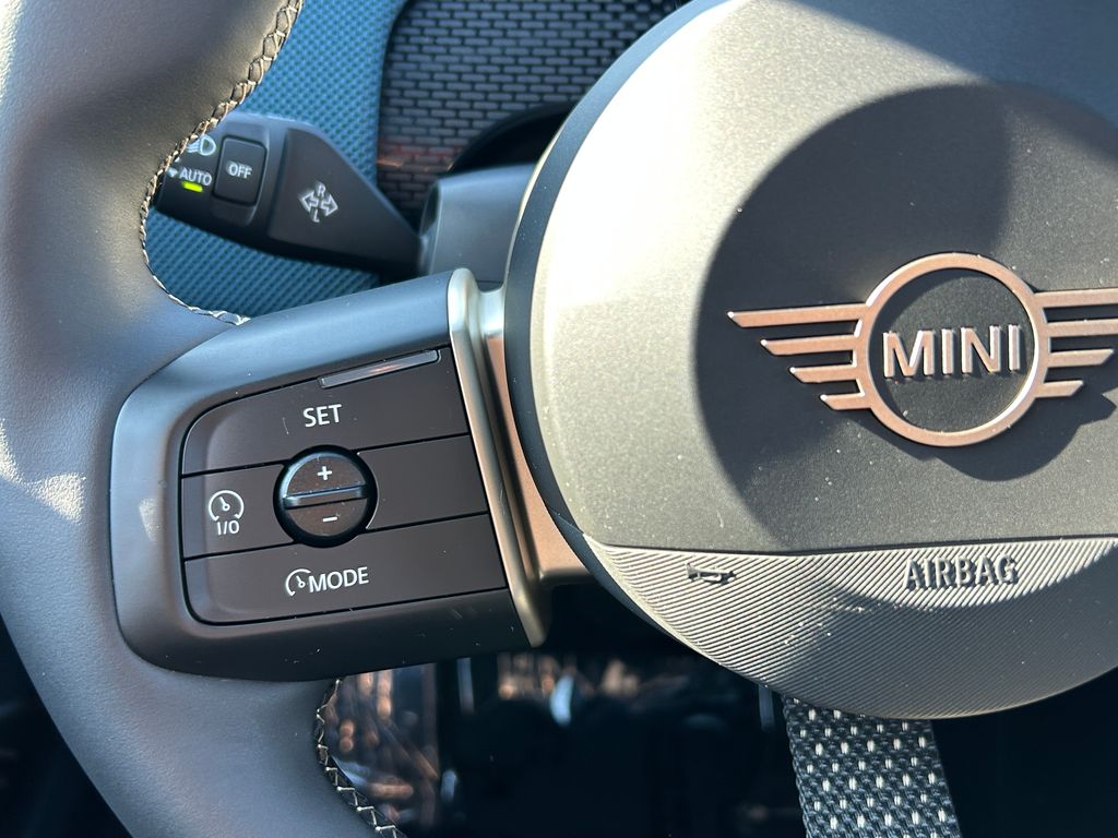 Thumbnail: 2025 MINI Cooper Countryman - 19