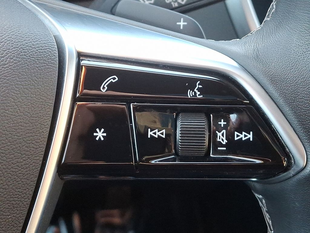 Thumbnail: 2023 Audi A6 - 23