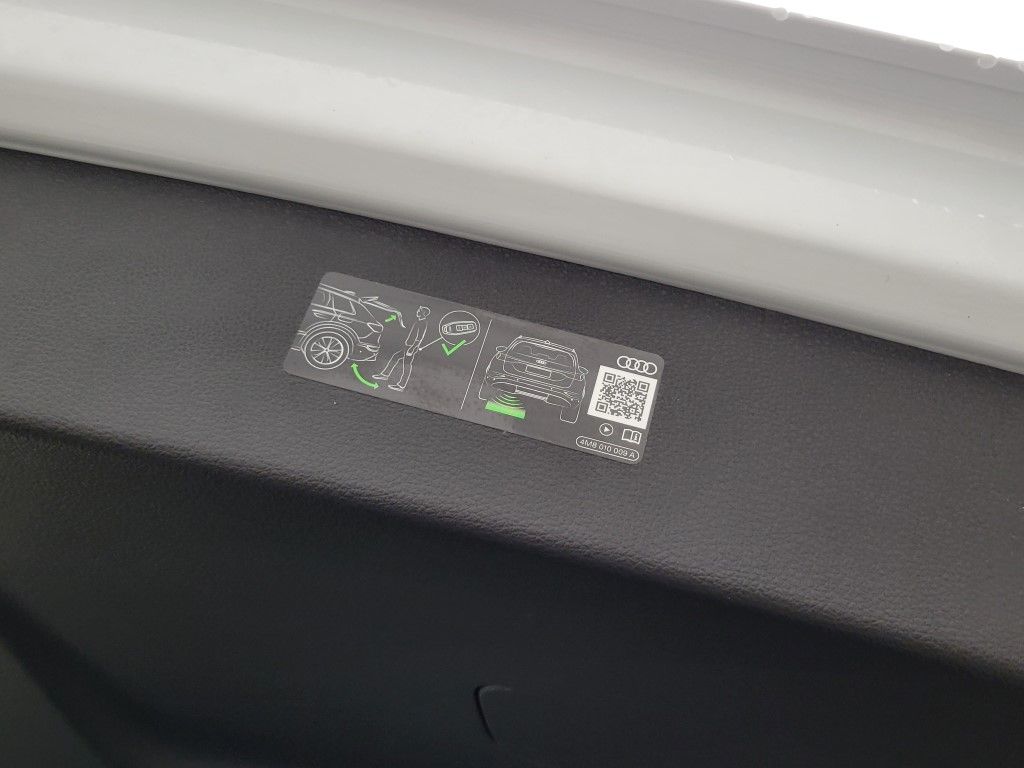 Thumbnail: 2026 Audi Q7 - 14