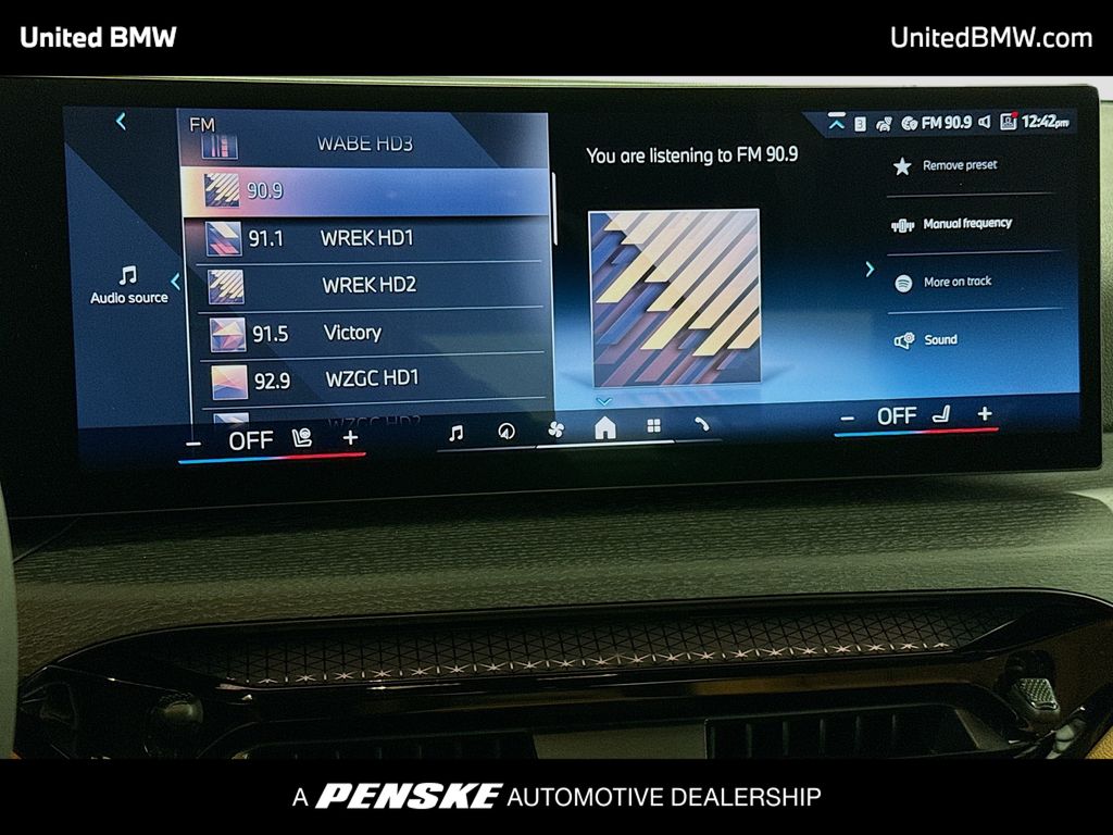 Thumbnail: 2026 BMW 3 Series - 8