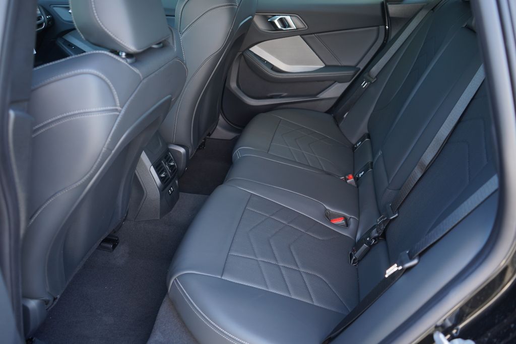 Thumbnail: 2026 BMW 2 Series - 19