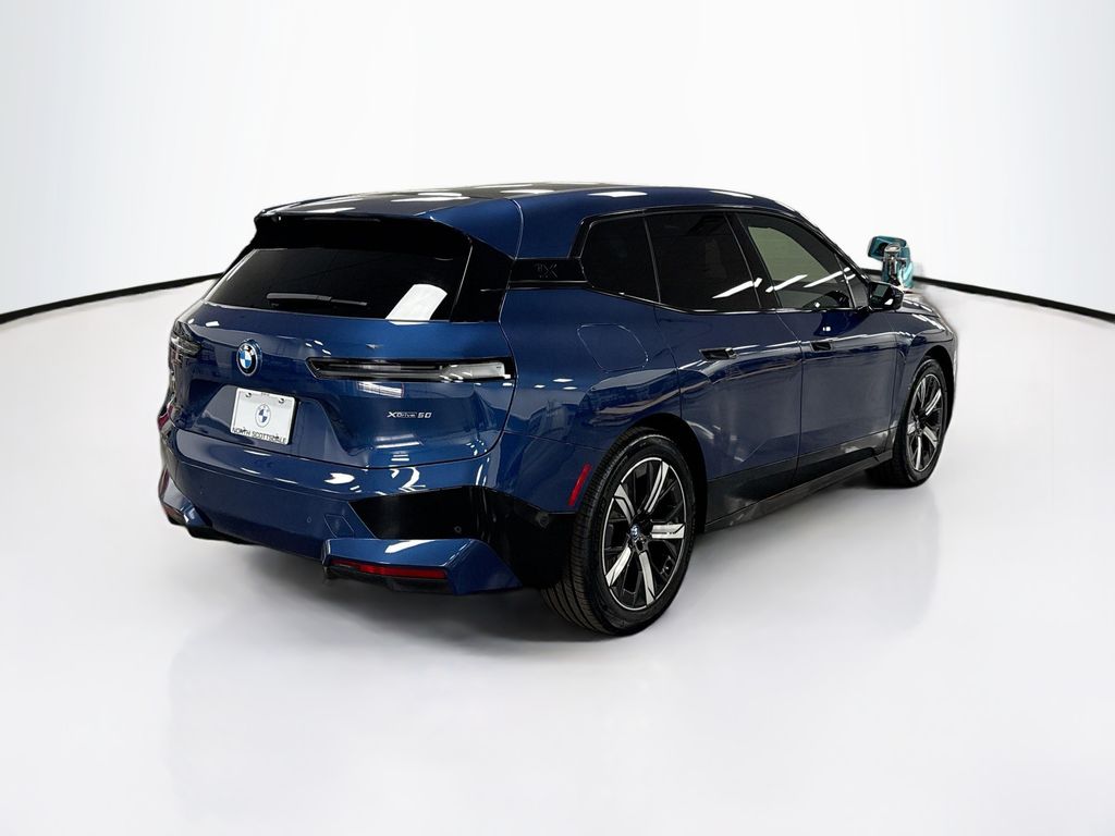 Thumbnail: 2023 BMW iX - 5