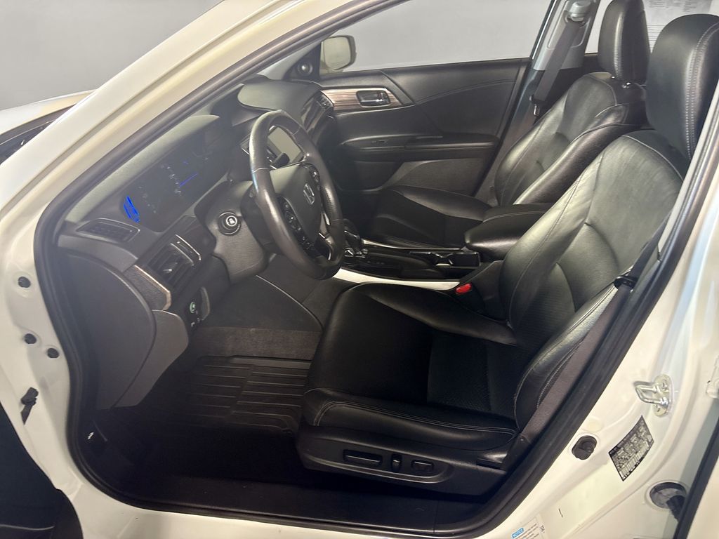 2017 Honda Accord Hybrid Touring