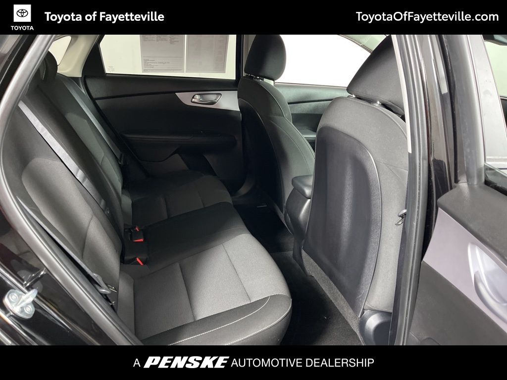 Thumbnail: 2023 Kia Forte - 8