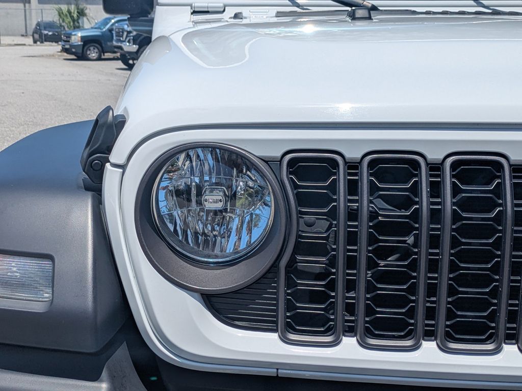 Used 2024 Jeep Wrangler SUV