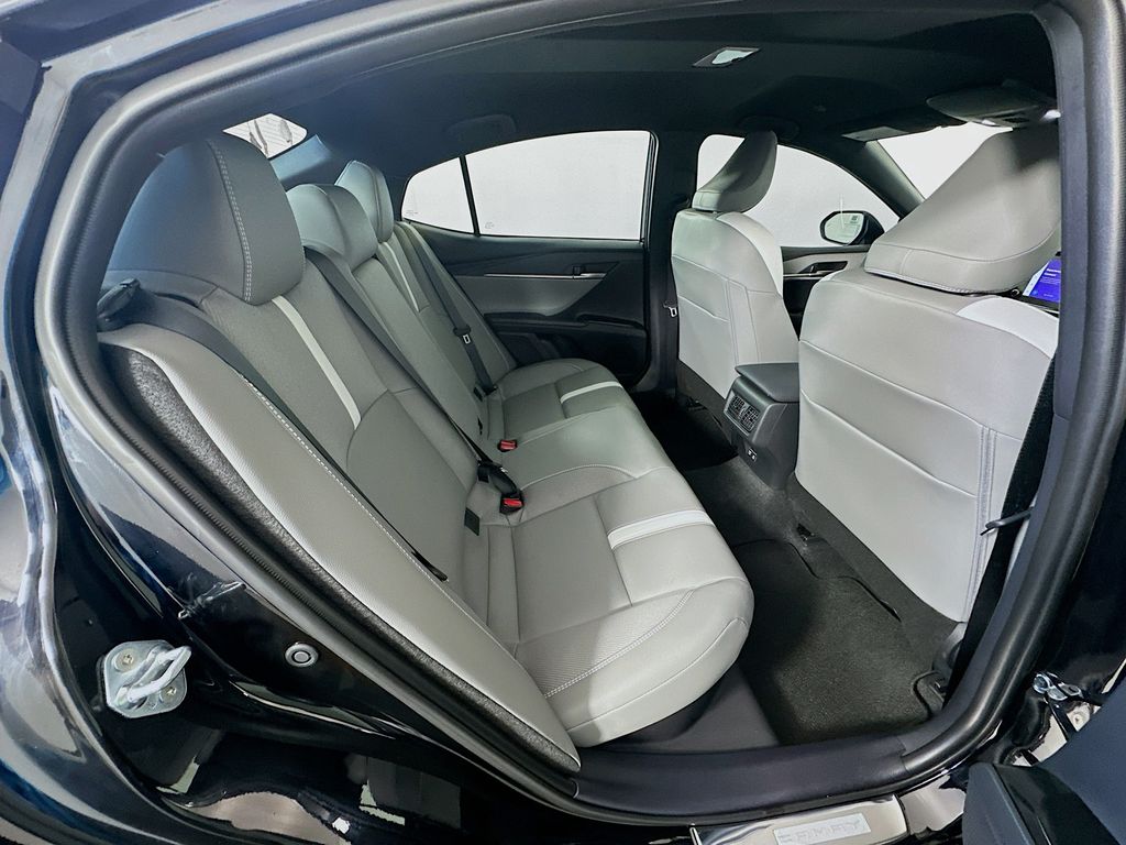 Thumbnail: 2025 Toyota Camry - 27