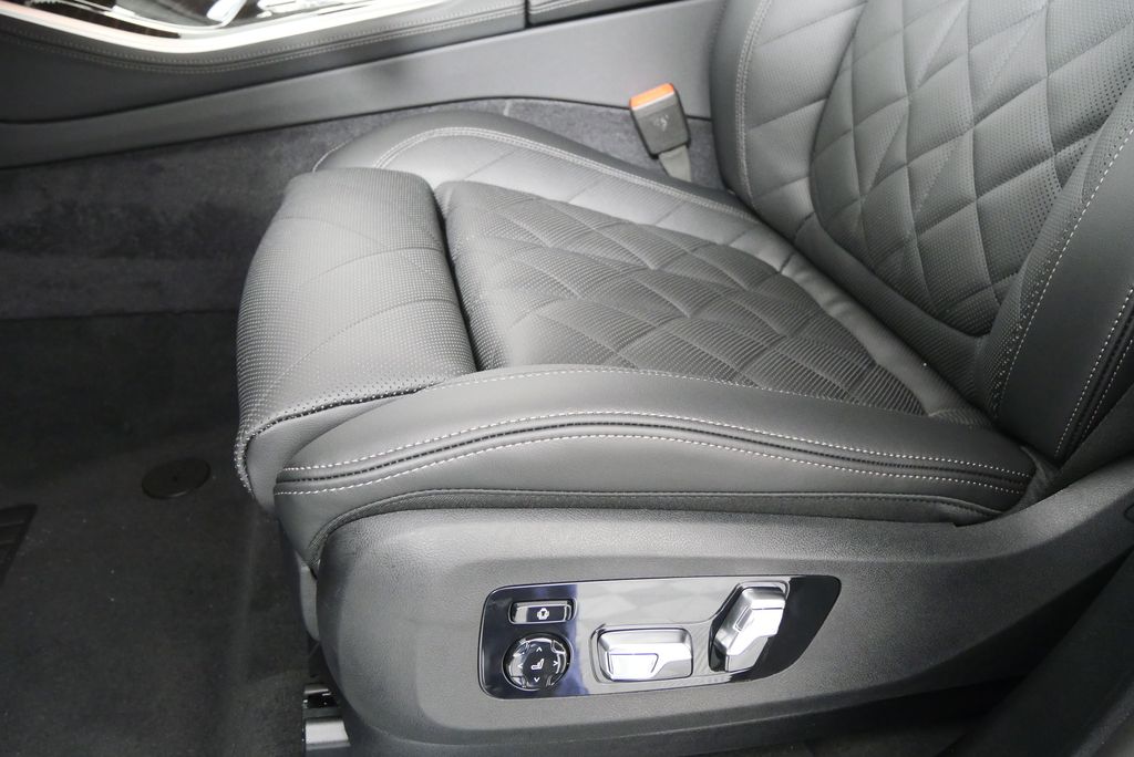 2026 BMW X5 sDrive40i 9