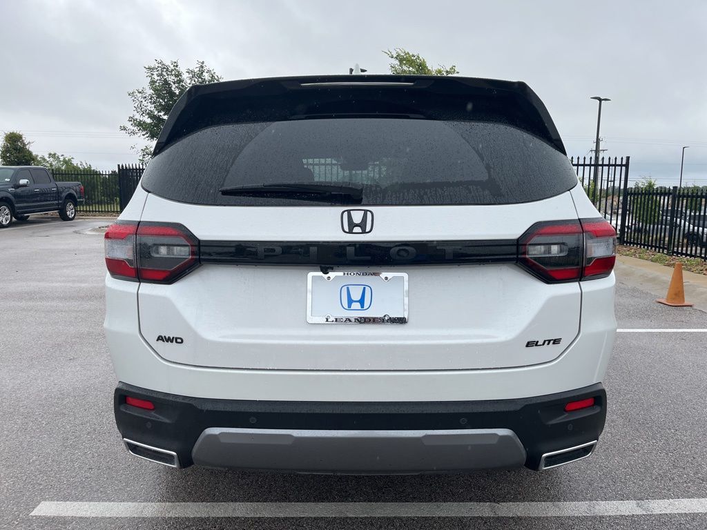 Thumbnail: 2026 Honda Pilot - 5