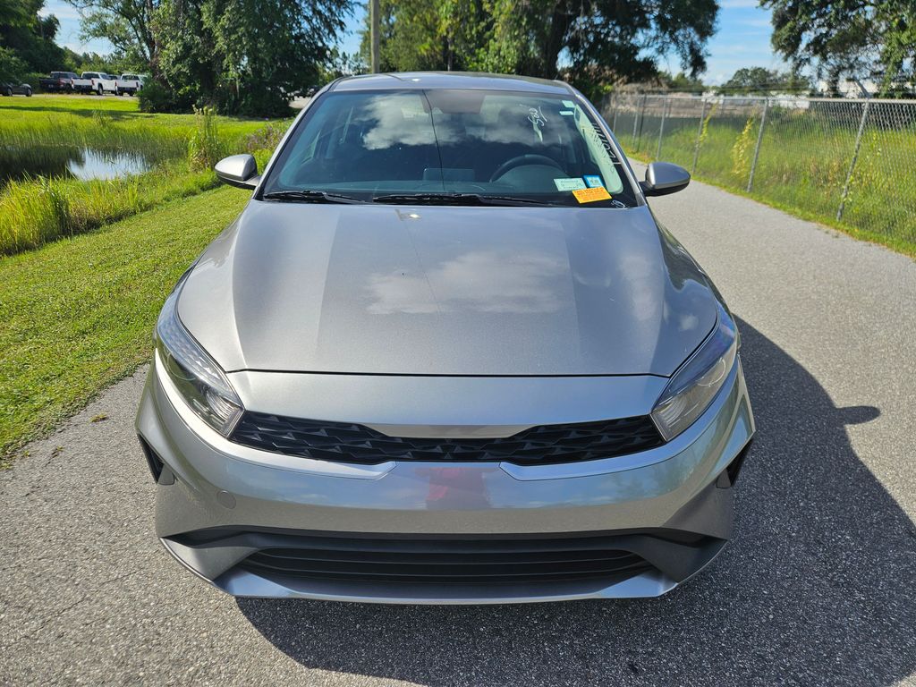 Thumbnail: 2023 Kia Forte - 7