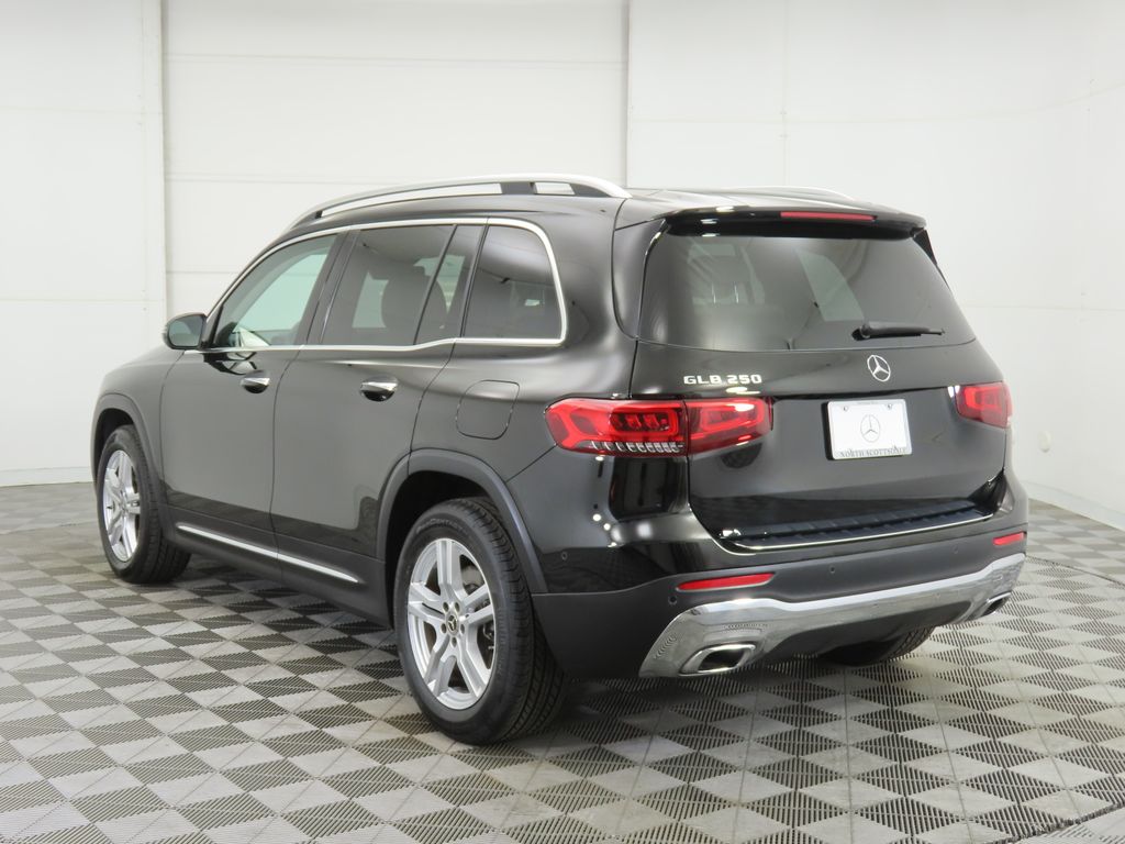 Thumbnail: 2023 Mercedes-Benz GLB - 7