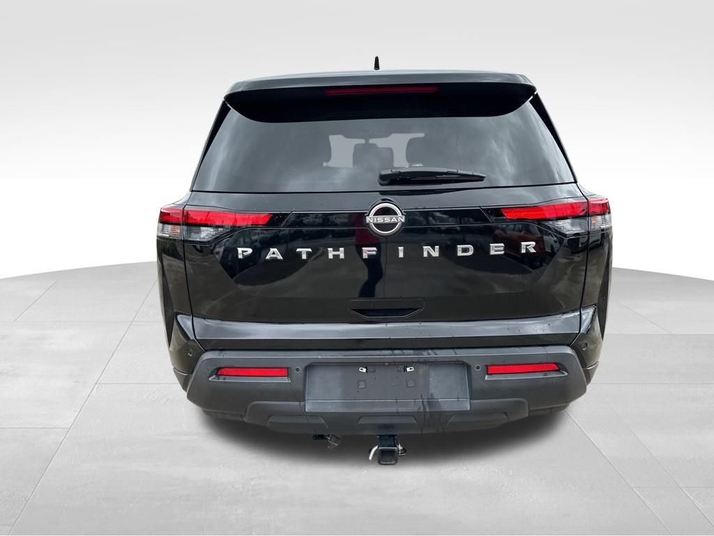 2022 Nissan Pathfinder S 7