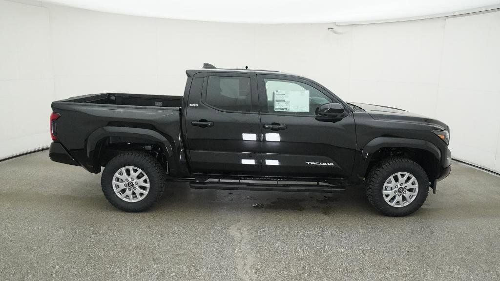 Thumbnail: 2025 Toyota Tacoma - 32