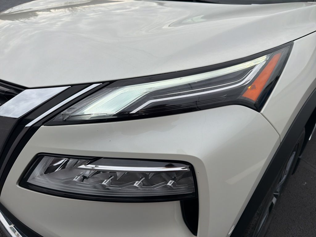 Thumbnail: 2022 Nissan Rogue - 9