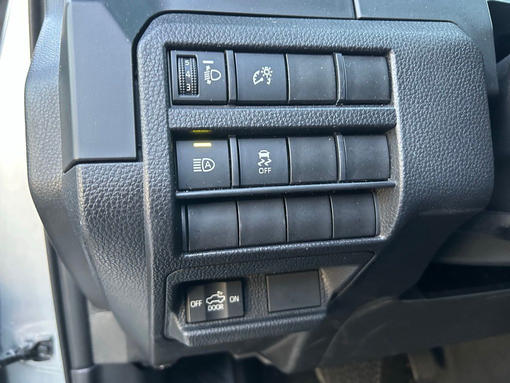 Thumbnail: 2025 Toyota Tacoma - 17