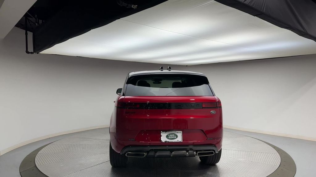 Thumbnail: 2023 Land Rover Range Rover Sport - 7