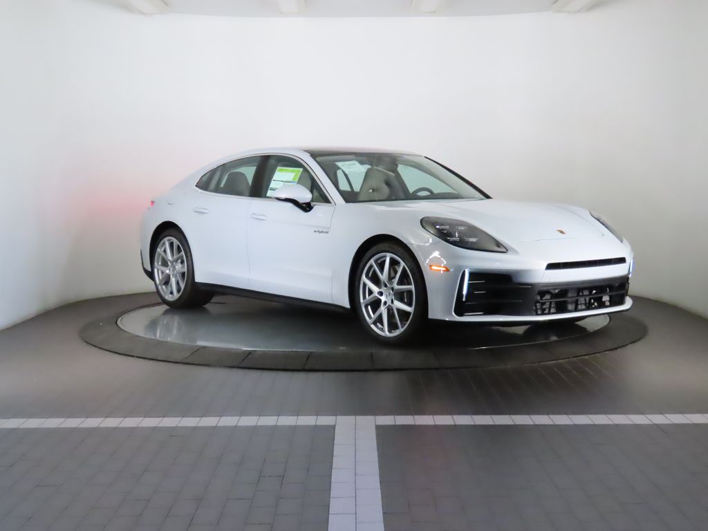 Thumbnail: 2026 Porsche Panamera - 9