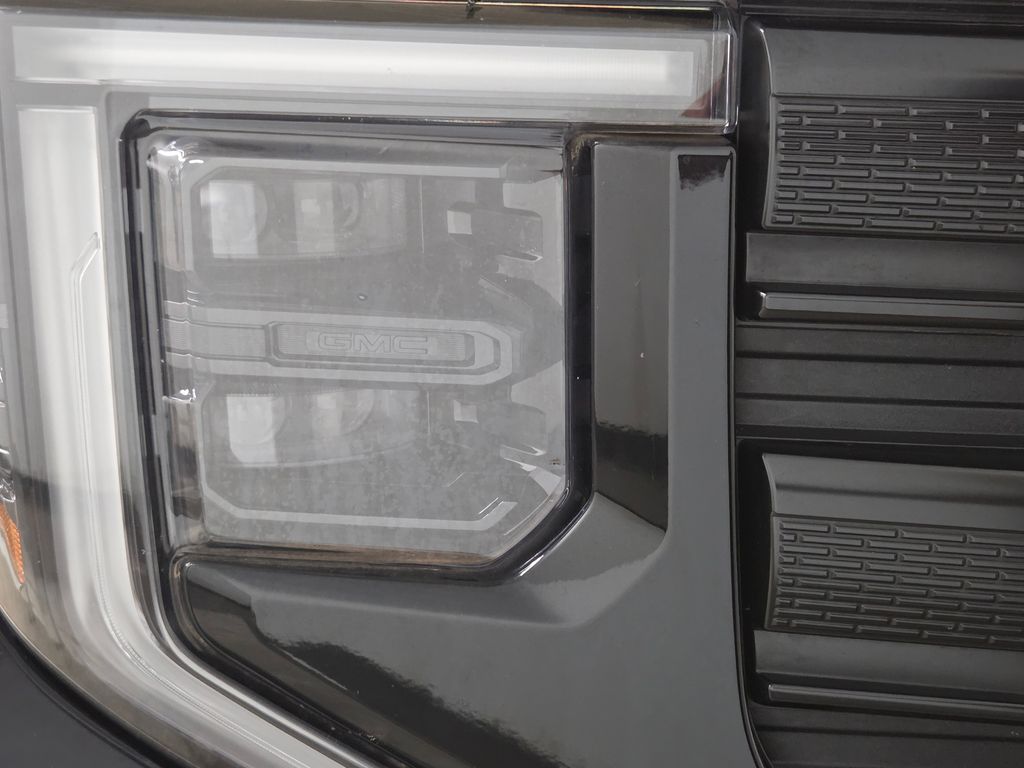 Used 2022 Black GMC Pro image 14